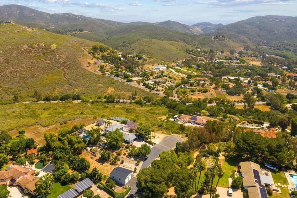 20063 Elfin Forest Lane - Photo 63