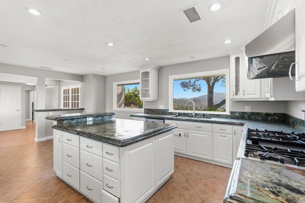 20063 Elfin Forest Lane - Photo 14