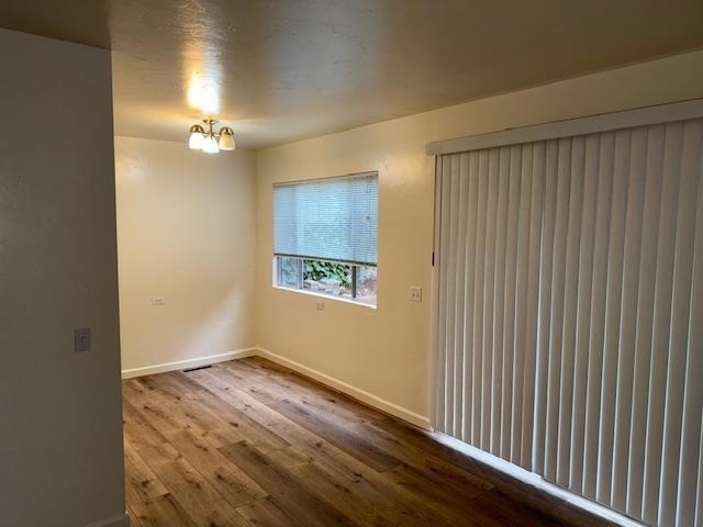 637 Spencer Street - Photo 5