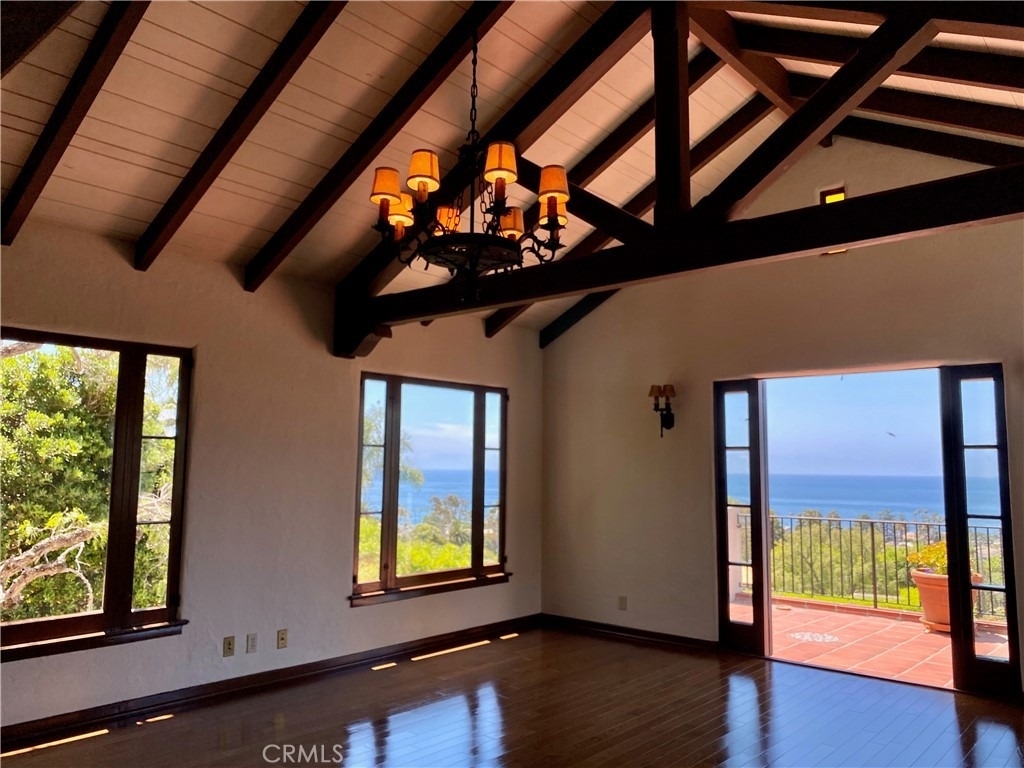 370 High Drive - Photo 4