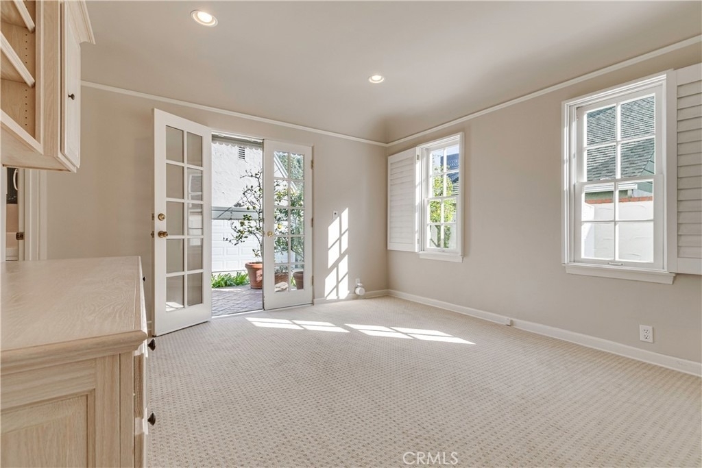 1568 Ensley Avenue - Photo 33