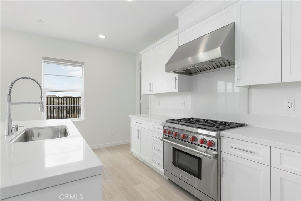 27273 Debut Place - Photo 8