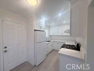 4324 Ivar Avenue - Photo 13