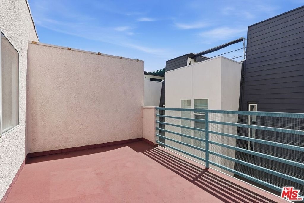 11015 Morrison Street - Photo 28