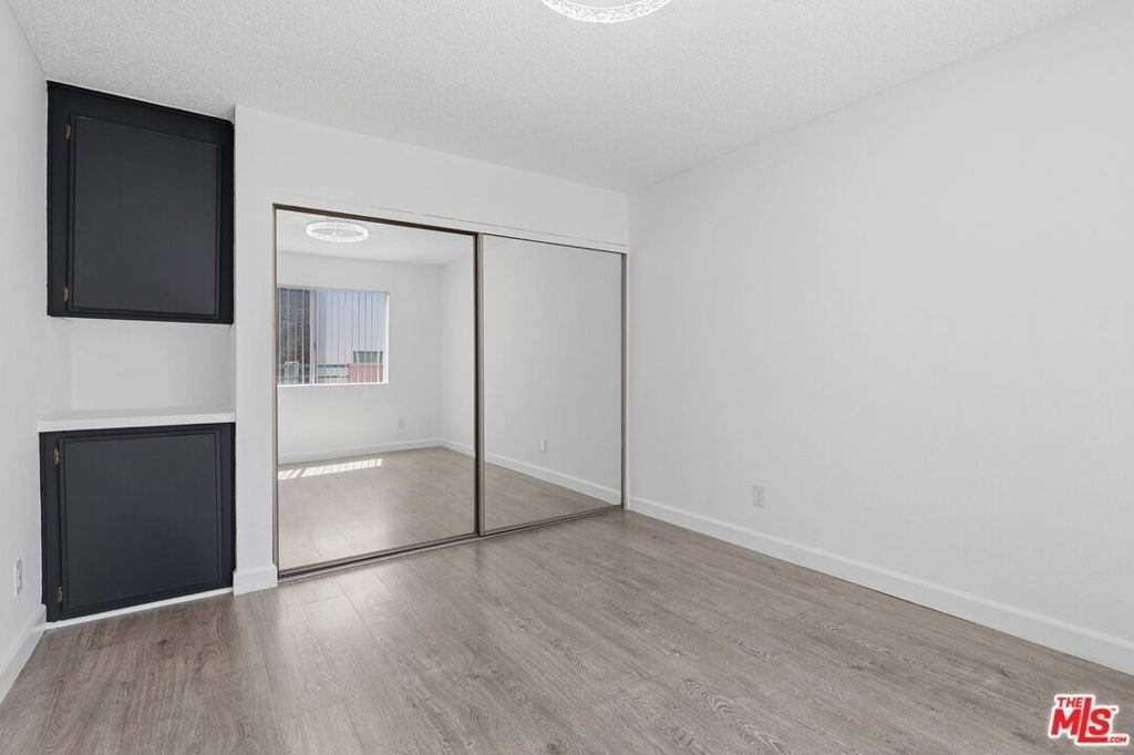 11015 Morrison Street - Photo 37