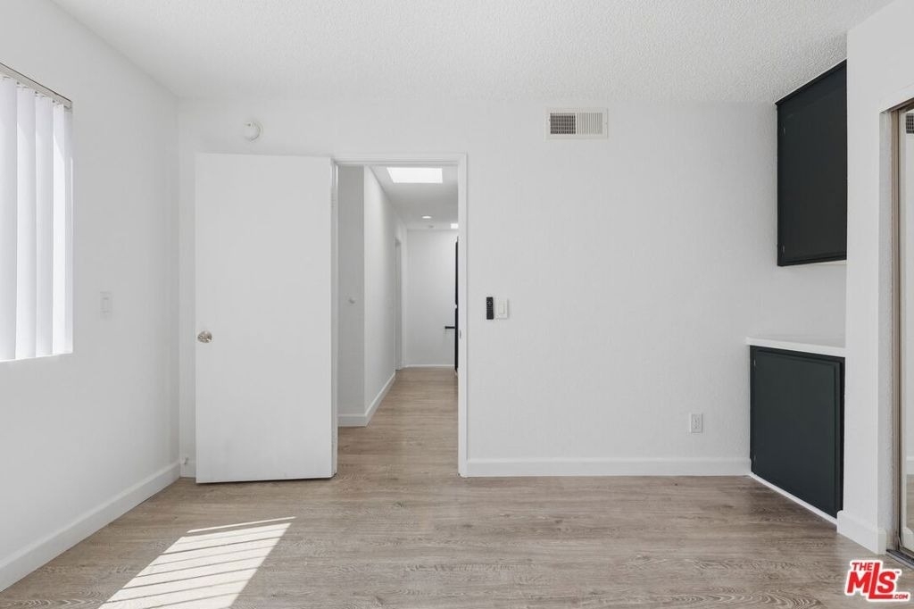 11015 Morrison Street - Photo 39