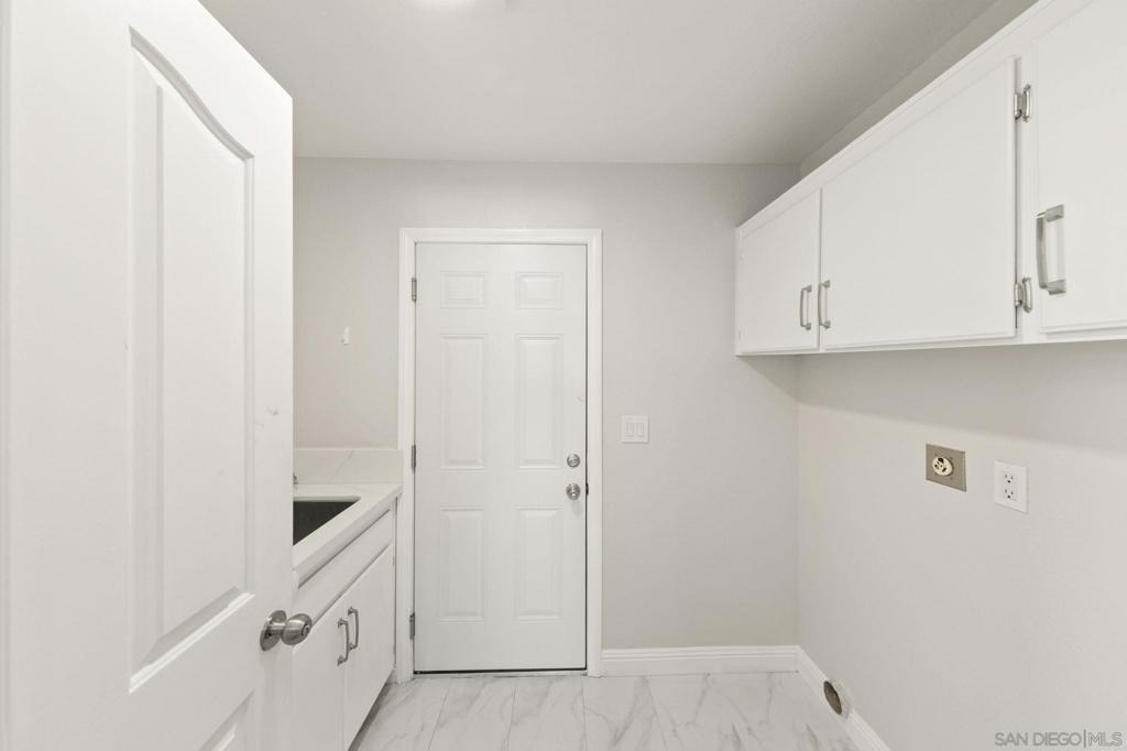 1068 Pacific Hill St - Photo 55