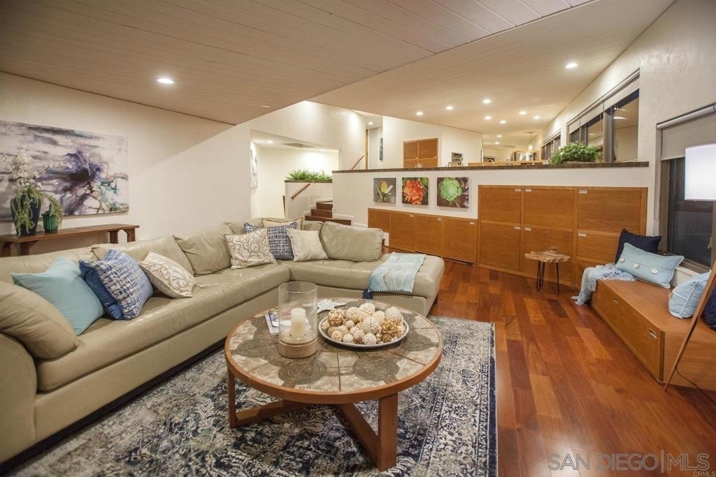678 Orchid Ln - Photo 9