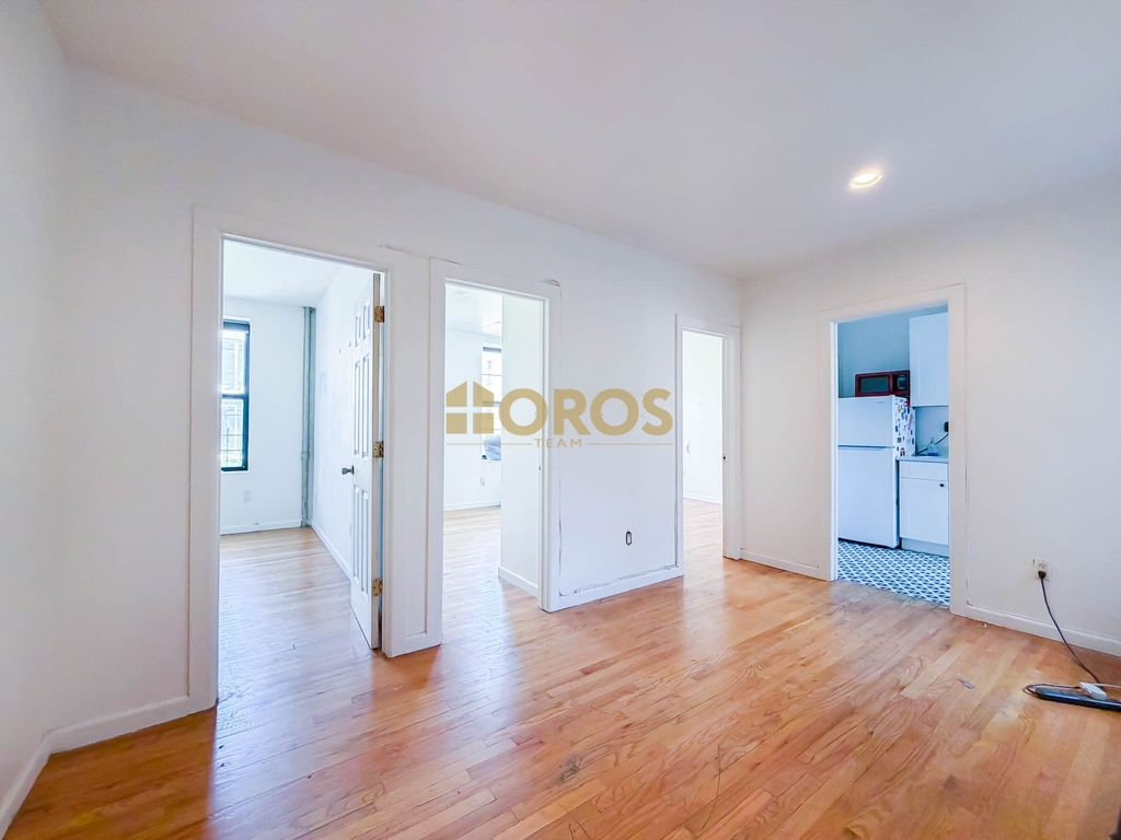 East 7th Street - Photo 1