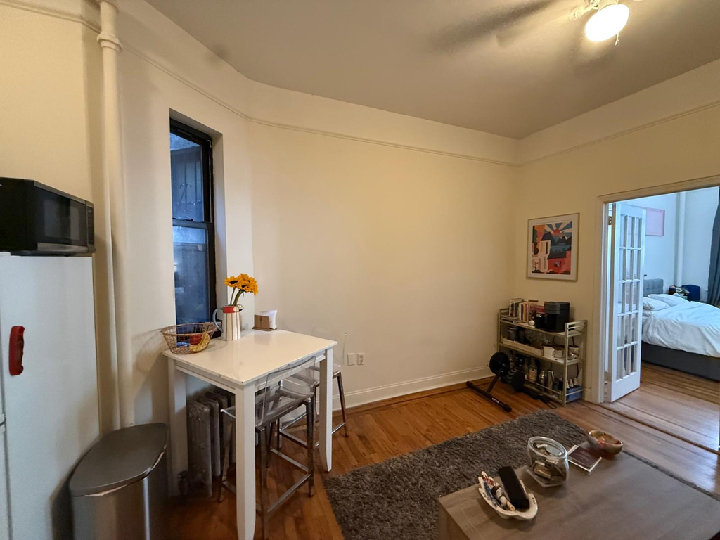 507 East 13th Street - Photo 1