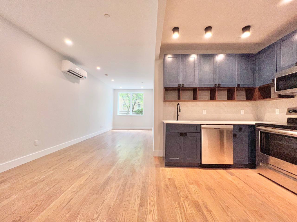 1477 Greene Avenue - Photo 2