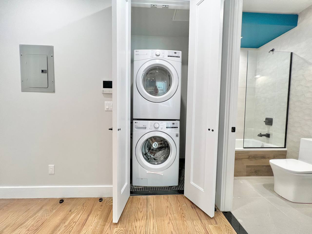 1477 Greene Avenue - Photo 3