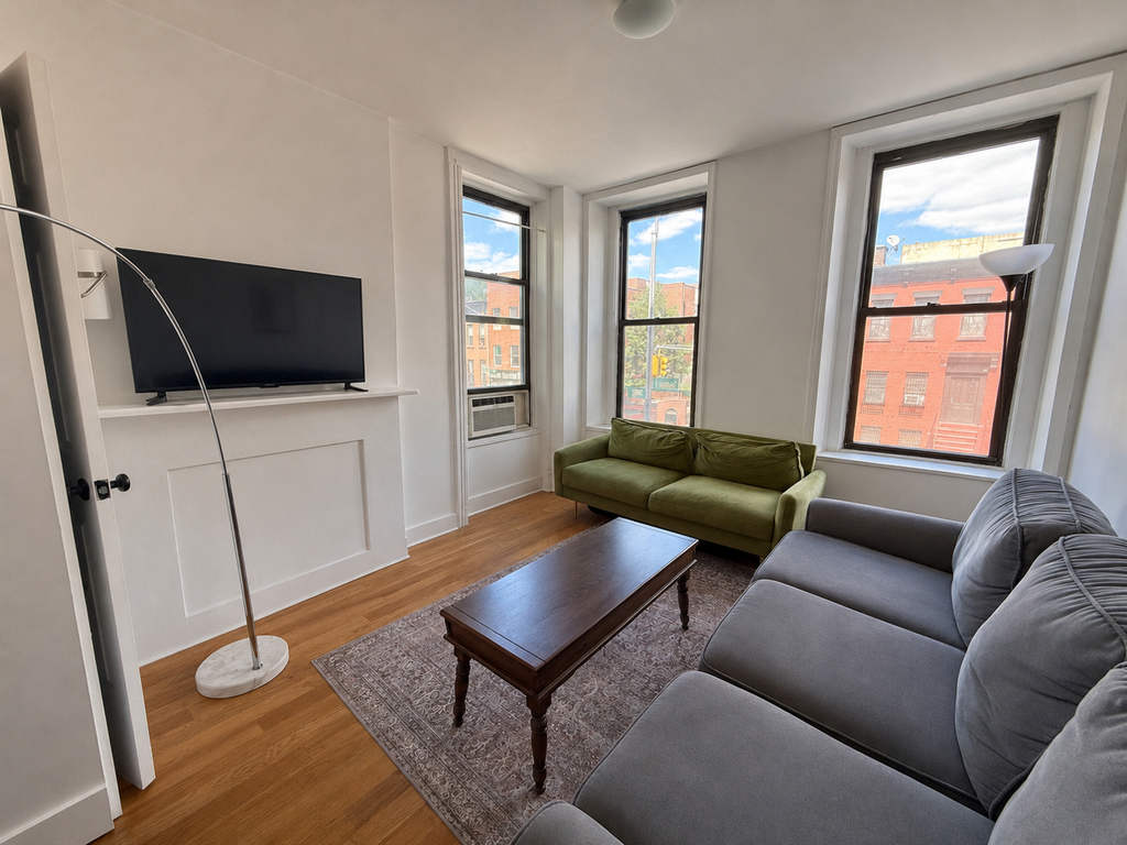 754 Marcy Avenue - Photo 4