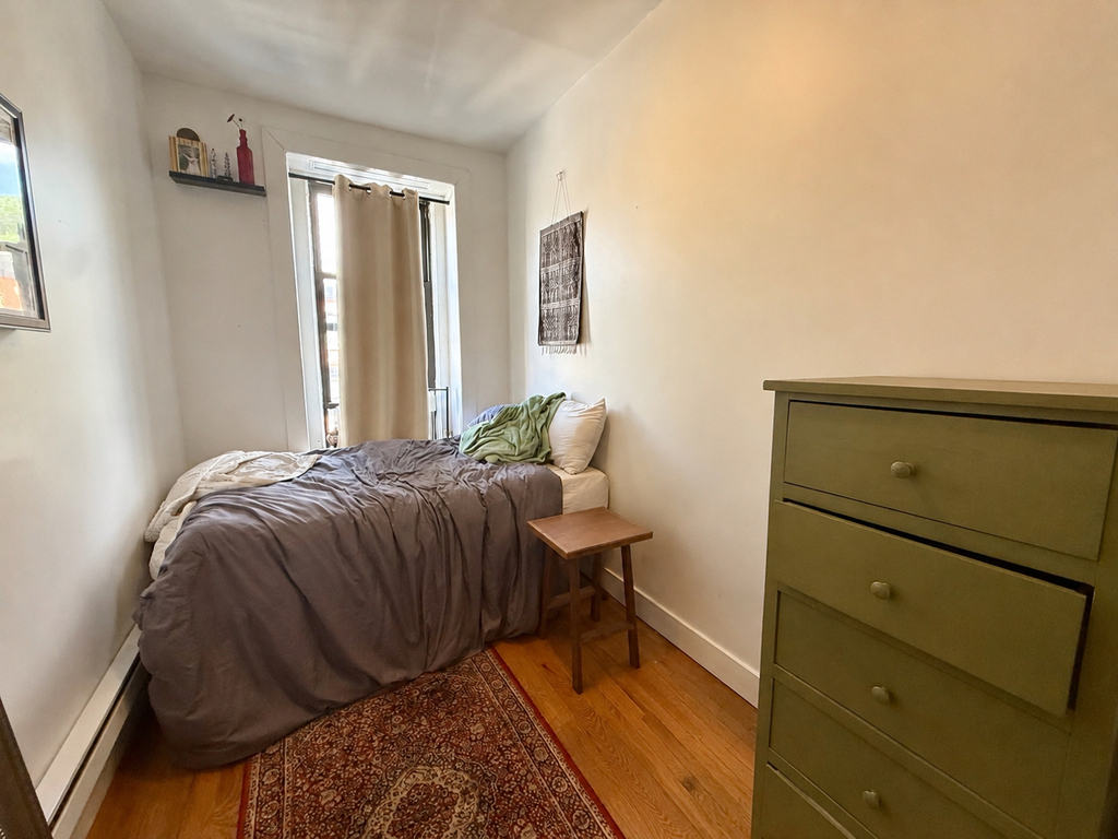 754 Marcy Avenue - Photo 7