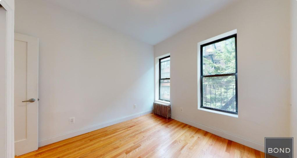 East 91st Street - Photo 3