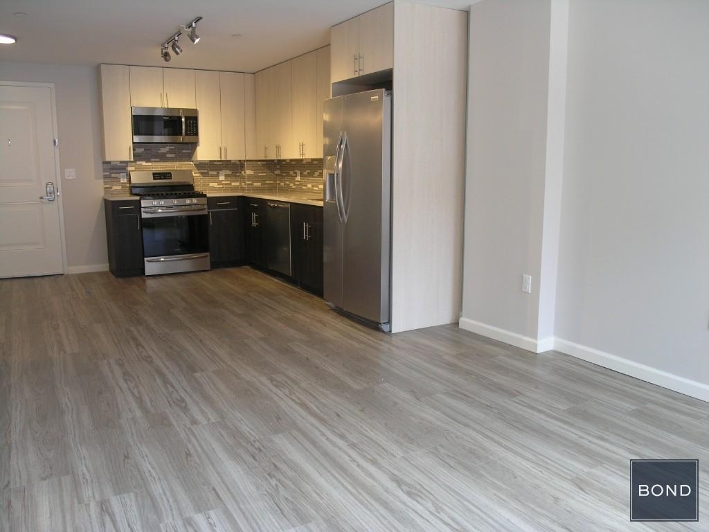 178-02 Hillside Avenue - Photo 3
