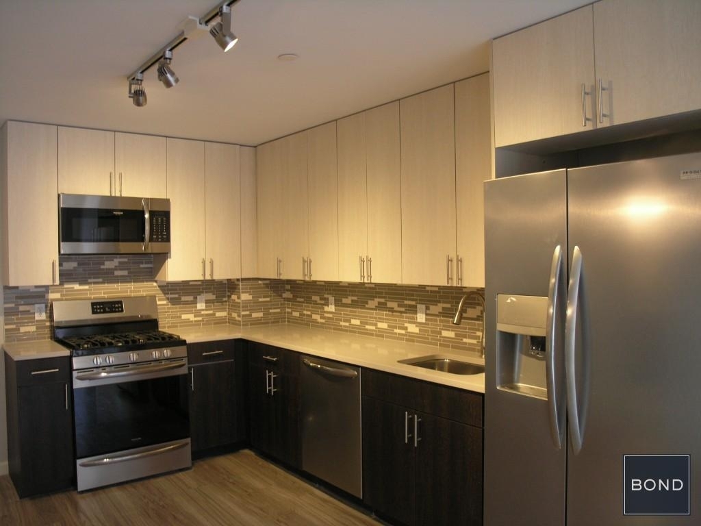 178-02 Hillside Avenue - Photo 4