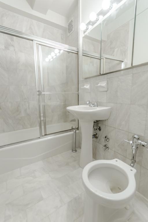 West 16th Street - Photo 3