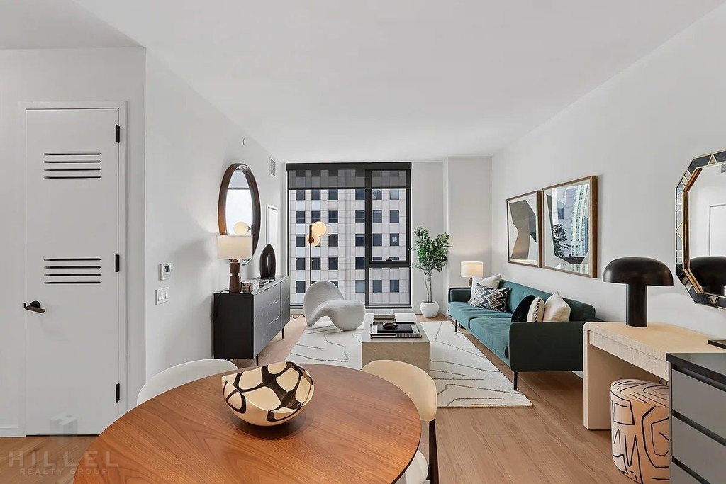 Willoughby Street - Photo 3