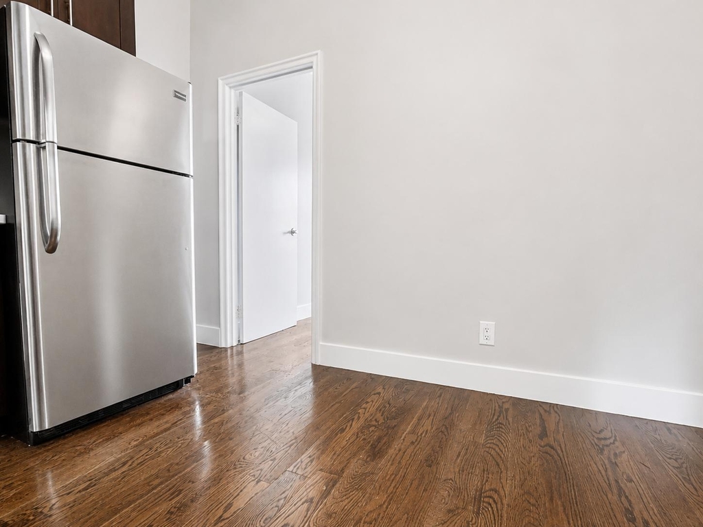 1885 Amsterdam Avenue - Photo 6