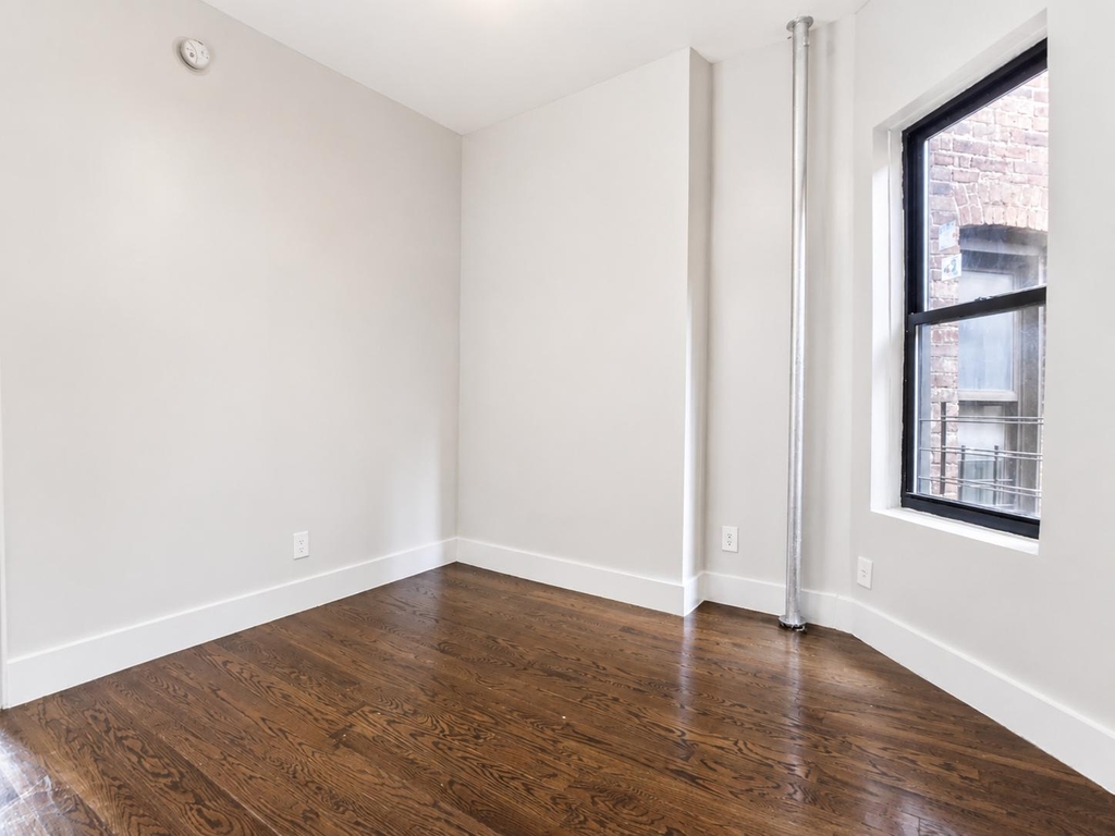 1885 Amsterdam Avenue - Photo 3