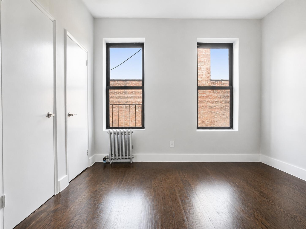 1885 Amsterdam Avenue - Photo 2