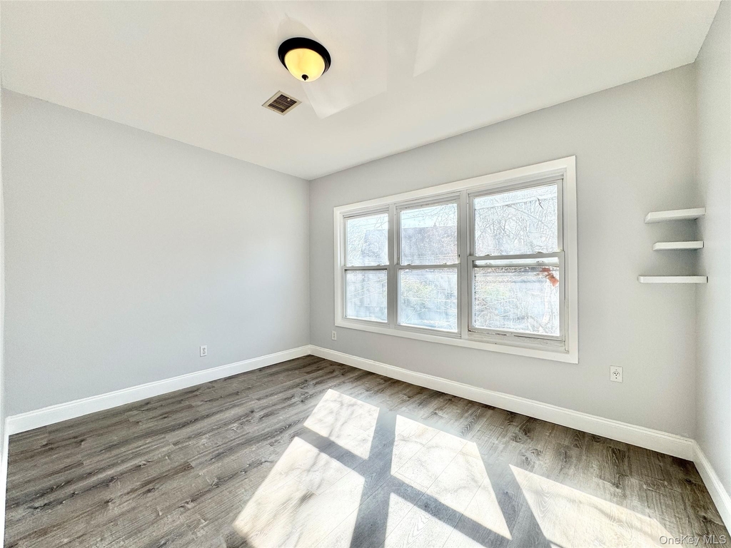 43-15 156th Street - Photo 4