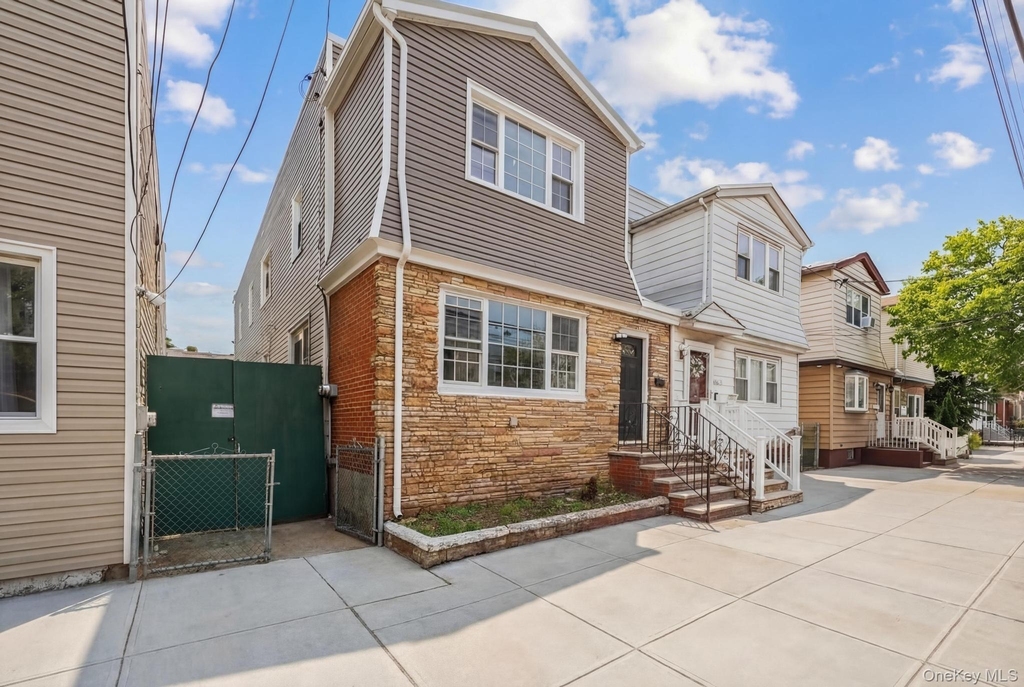 9210 104th Street - Photo 0
