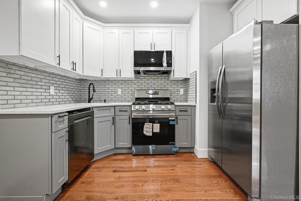 9210 104th Street - Photo 3