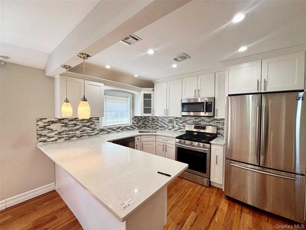 249-11 147th Road - Photo 5