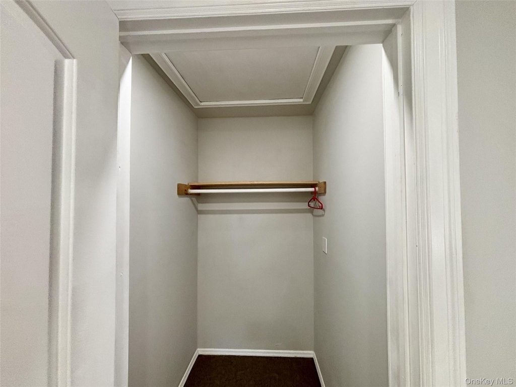249-11 147th Road - Photo 8