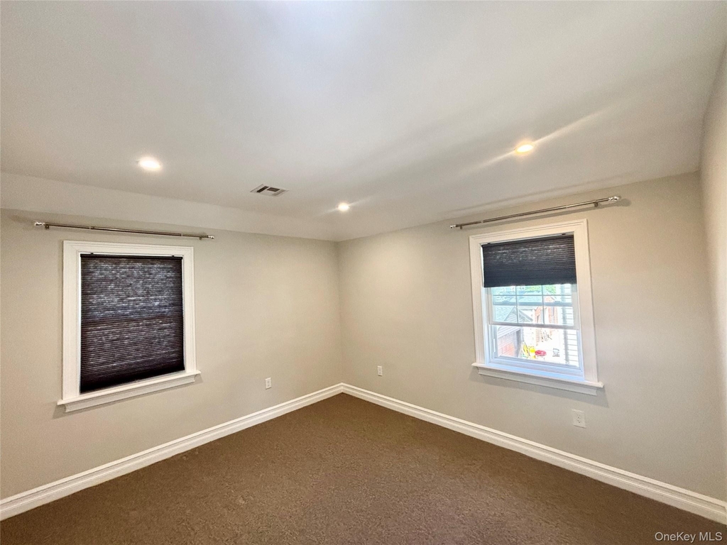 249-11 147th Road - Photo 10