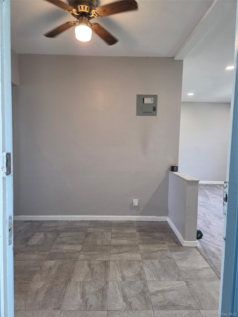 17 Winchester Avenue - Photo 1