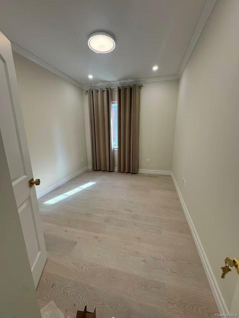 232-15 67th Avenue - Photo 5