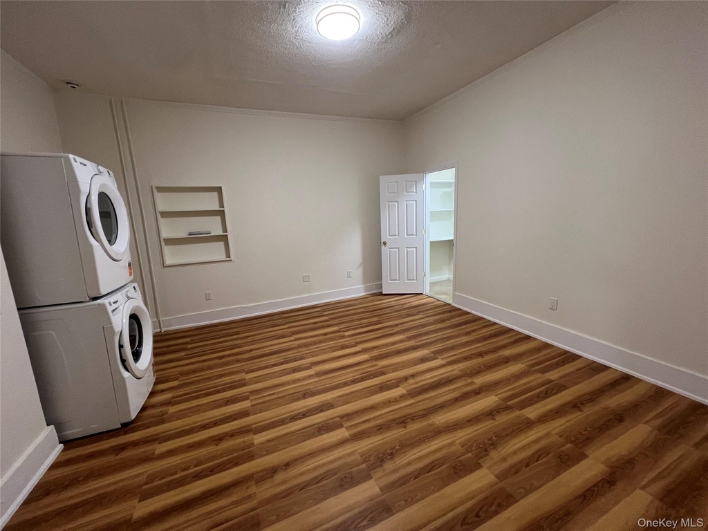 78 Bayville Avenue - Photo 4