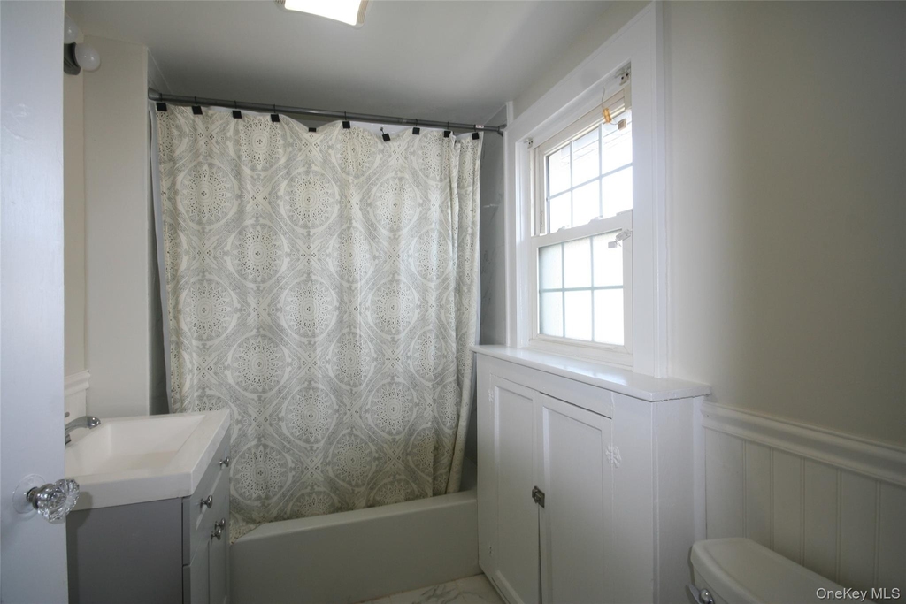 99 Centre Avenue - Photo 10