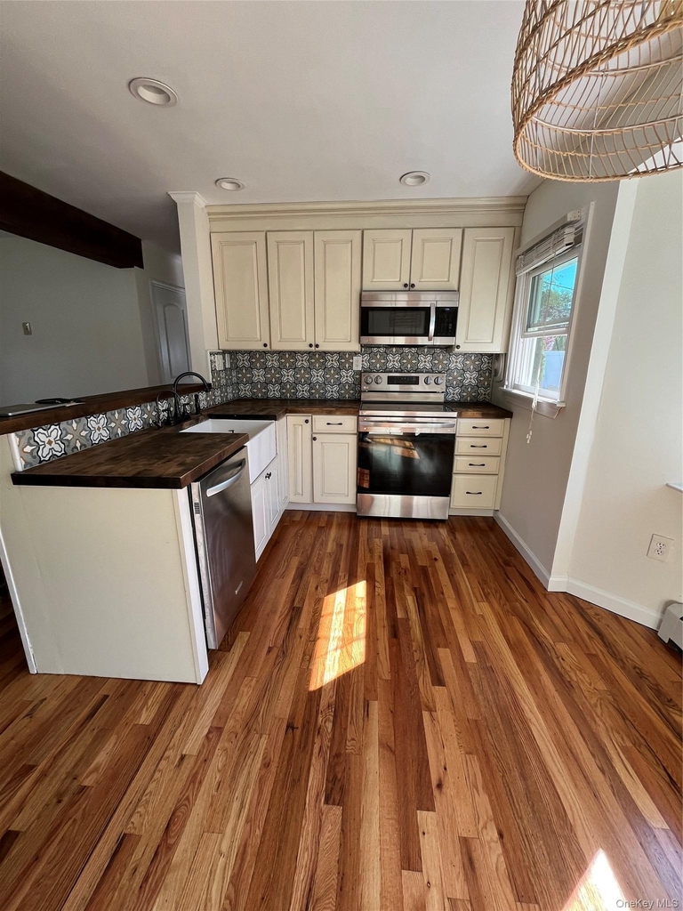 338 Carnation Road - Photo 12