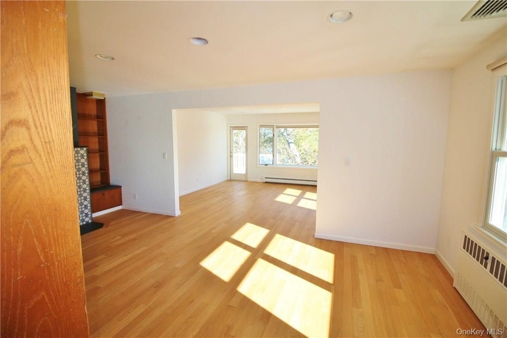 248 West Lake Boulevard - Photo 10