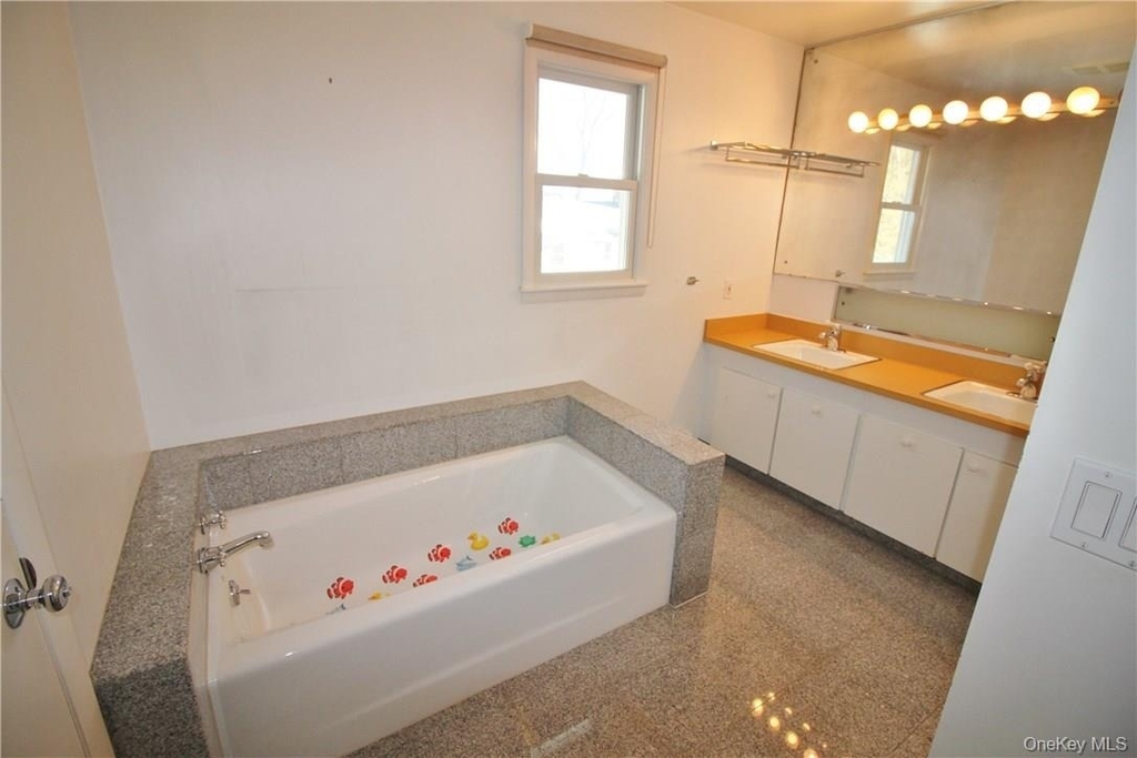 248 West Lake Boulevard - Photo 23