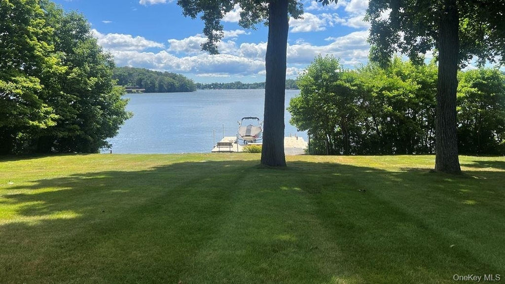 248 West Lake Boulevard - Photo 2