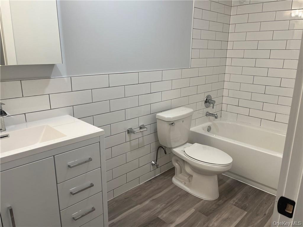 195 Park Avenue - Photo 18