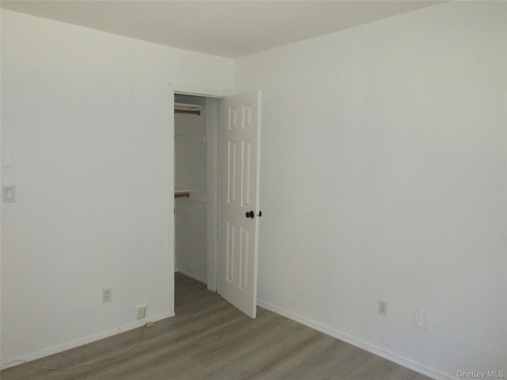 7 N James Street - Photo 11