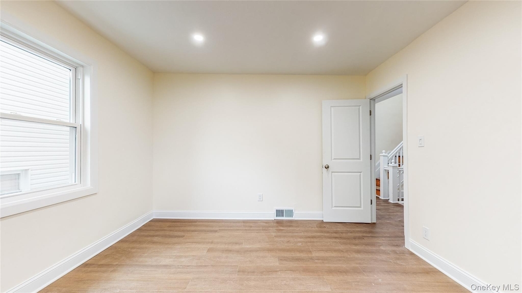 71-32 Loubet Street - Photo 12