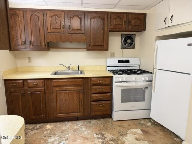 1366 Helderberg Avenue - Photo 4