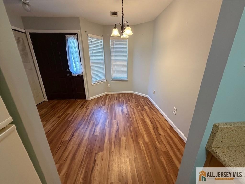 601 Sunshine Court - Photo 2