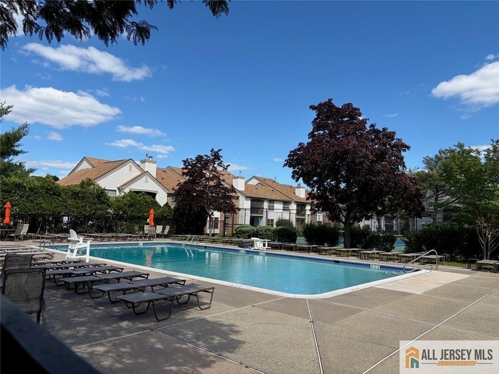 601 Sunshine Court - Photo 10