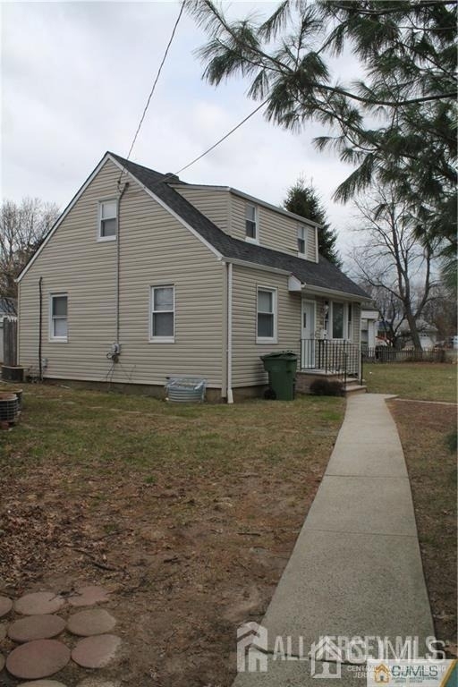323 9th Street - Photo 1