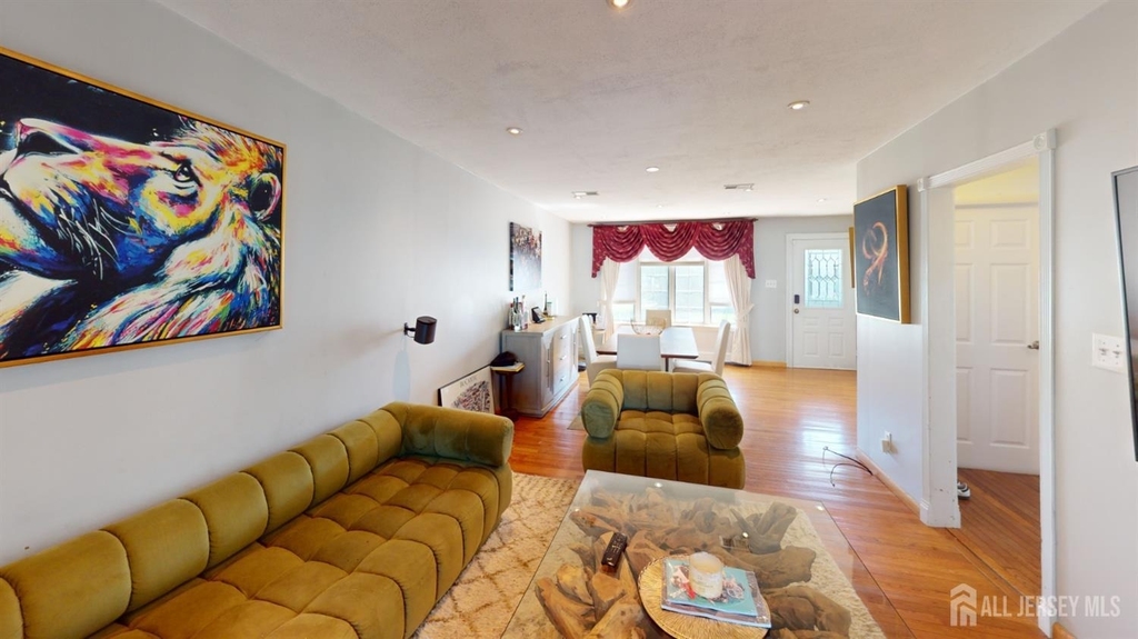22 Wilson Avenue - Photo 3