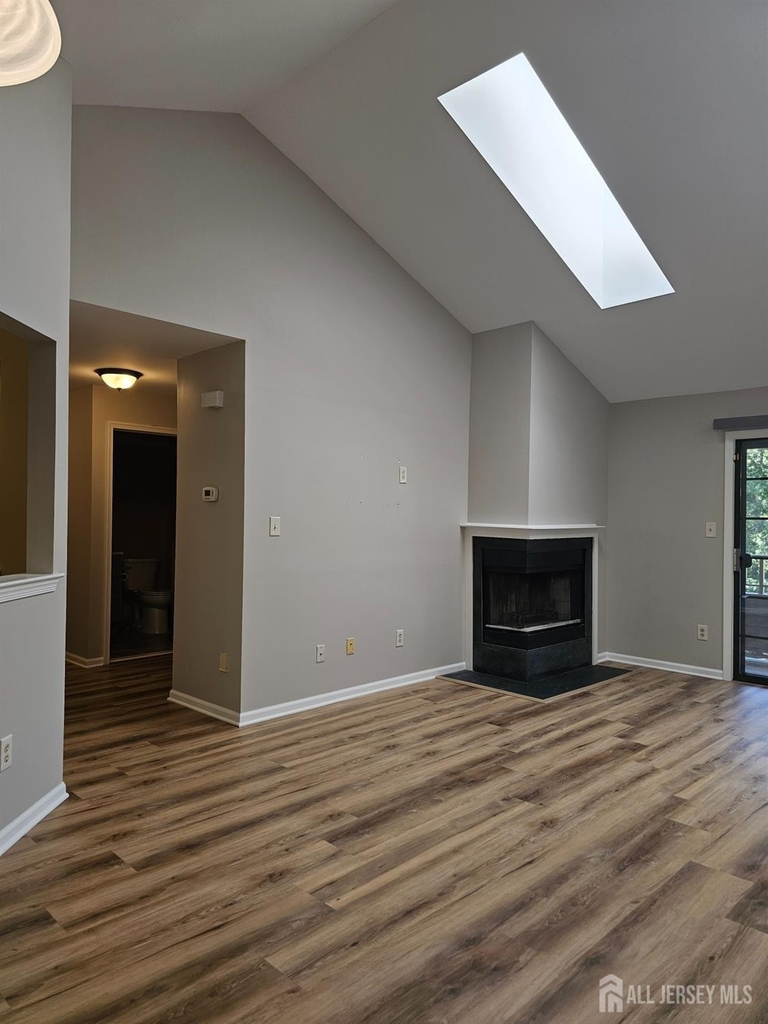 2809 Ridgefield Court - Photo 5