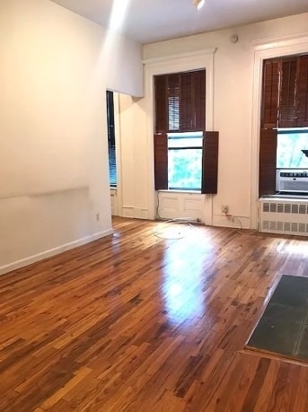 169 W 76th Street - Photo 2